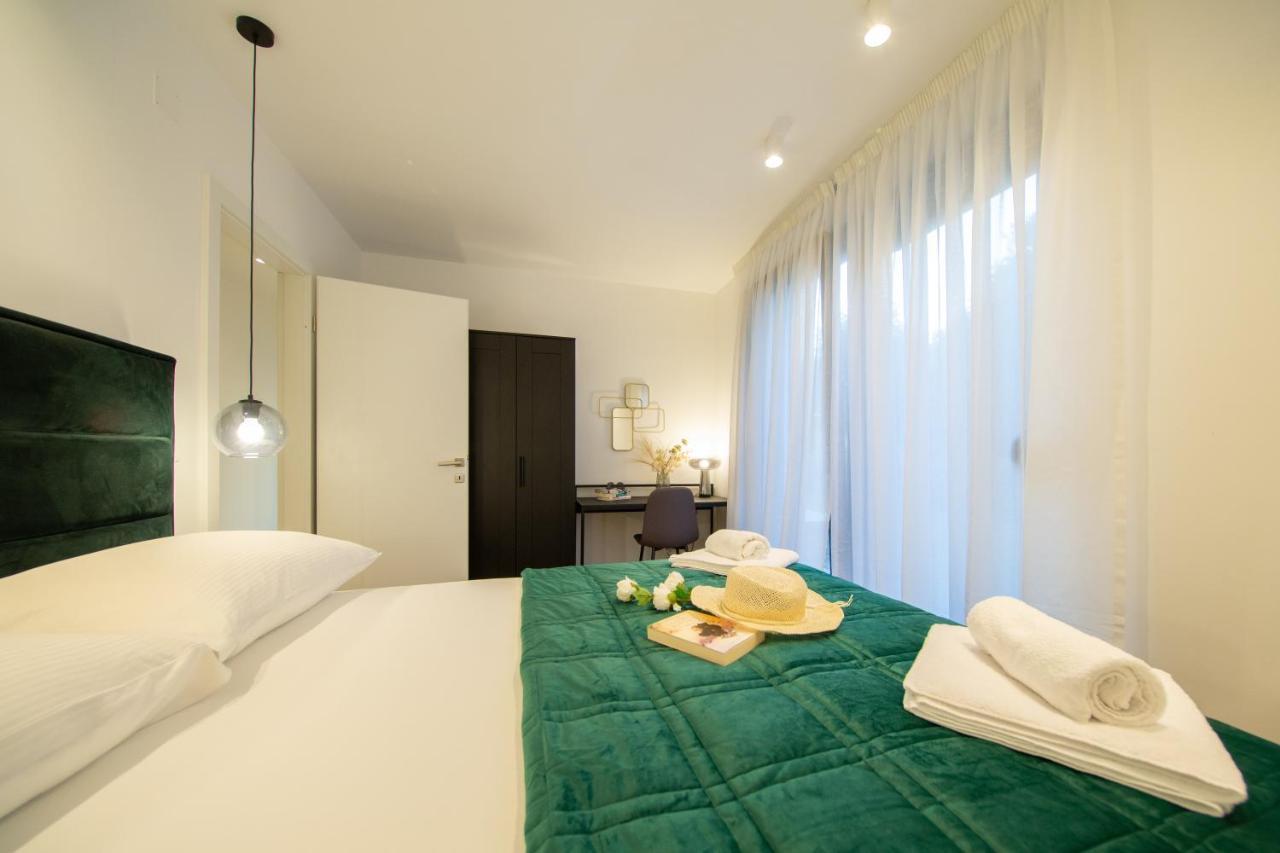 Villa Luce コミジャ エクステリア 写真